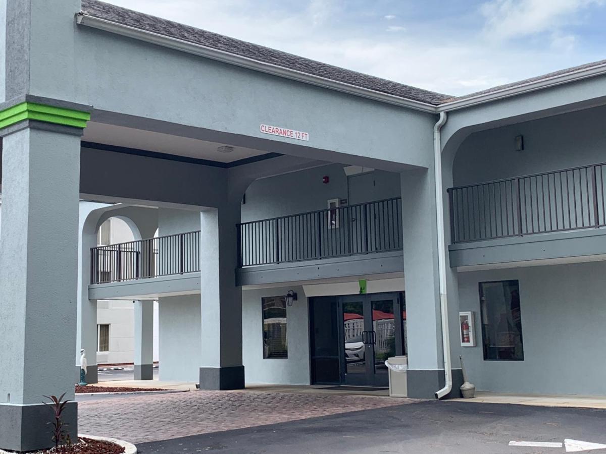 Magnolia Inn Extended Stay Of Kingsland - New 2024 - Book A Kitchen Room - 12 Noon Check Out - Sleep In Late - Better Sleep - Ultra Sparkling - Pool Open Until Until 4Am - Stay And Save Today - 24 Hour Front Desk - Premium Coffee Bar - Award Winning Exterior foto